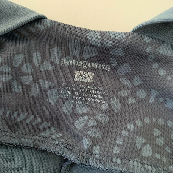 Patagonia Corinne Geometric V Neck Dress Small Grey Athleisure - Picture 5 of 7